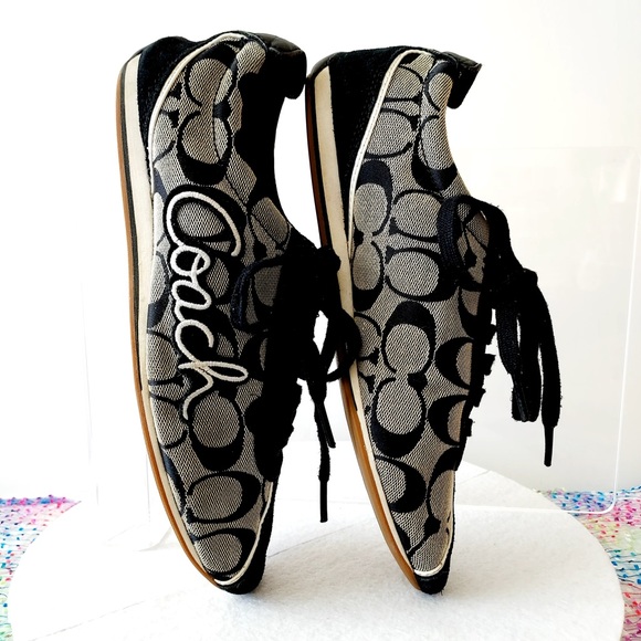 Coach>>>Women's Size 8M Devin Signature Monogram Logo Lace Up Sneakers A1715 - Picture 8 of 15